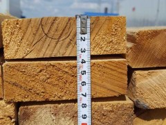厂家直销 定尺定寸樟子松防腐木生产 各类硬杂木批发