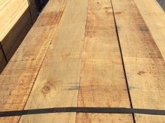 精品进口智利松板材 木方 建筑专用 工程料