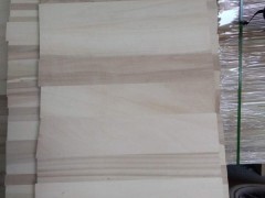 优质杨木拼板 杨木机拼板 专业生产杨木拼板 等宽条 杨木制品图2