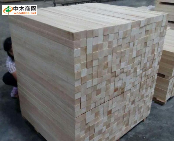2016年12月广东九江木材夹板市场泰国橡胶木规格料价格