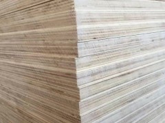 徐州苏力德木业出售杨桉多层三胺基材,厚度5-25厘