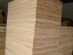 厂家热销杨木指接条 大量供应高档优质上色性好实木板材