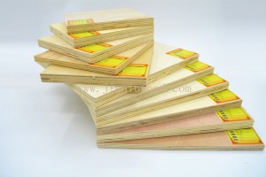 生产各种厚度多层胶合板 桦木科技木，三胺基材板