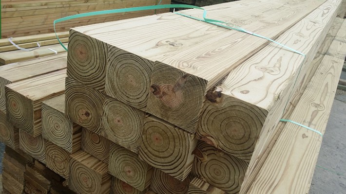 南方松防腐木板材,户外实木木方木条可定做