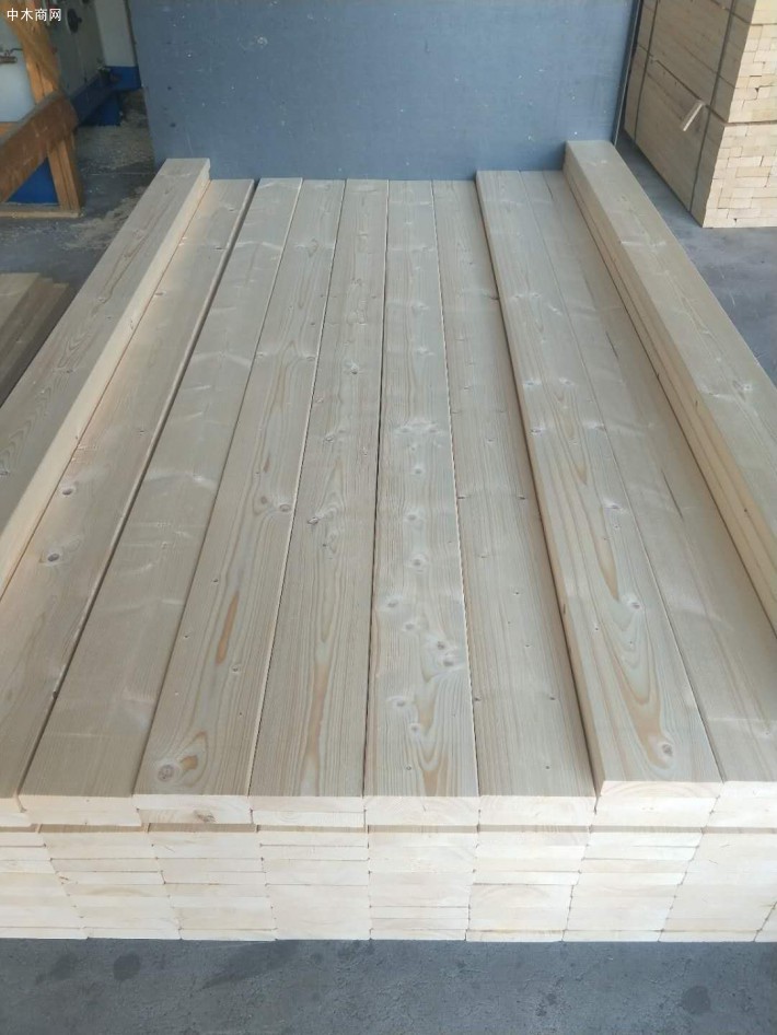 为什么松木做床板不好？制作床板该用什么材料呢？