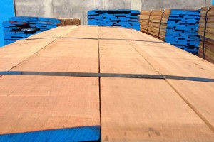 美国红橡木板材,樱桃木板材价格便宜,库存丰富视频