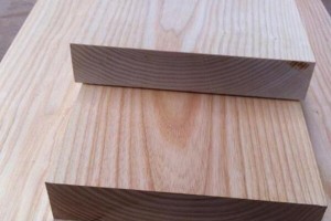水曲柳木属于什么木材?水曲柳板材做家具有什么优缺点?