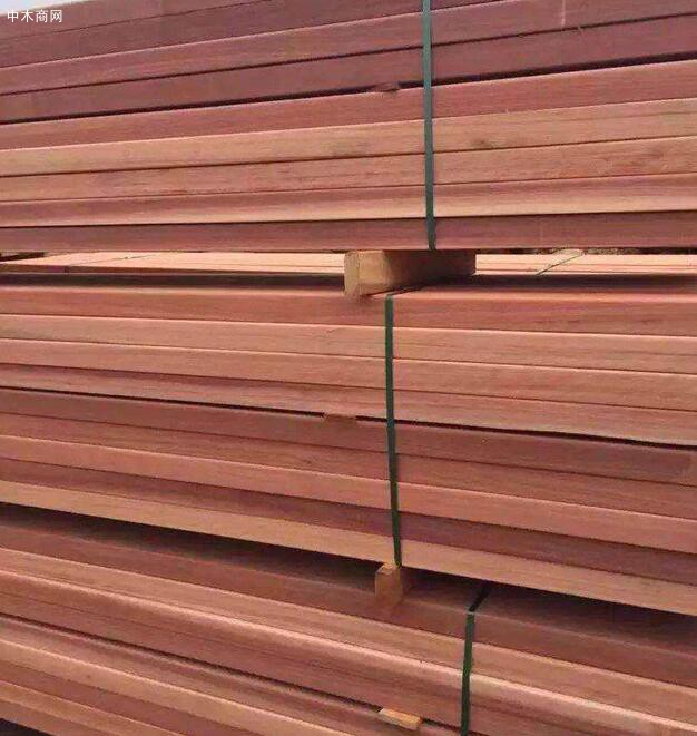 供应柳桉木地板料,柳桉木板材,柳桉木防腐木加工厂