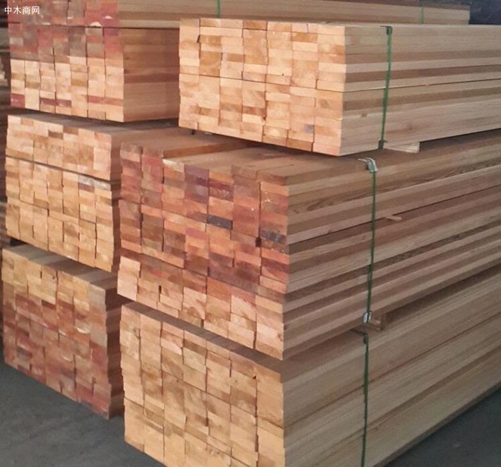 一手货源大量批发加拿大红雪松木板材45*102MM