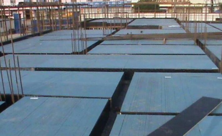 木模版,钢模板和塑料模板三种建筑模板的优缺点分析批发