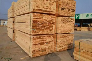 可定制各种规格辐射松板材建筑木方加工货源充足品质保障图1