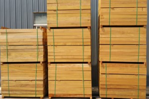 上海杭港木业南美柚木板材高清图片