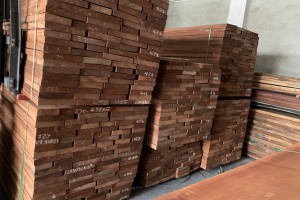 东莞厚街宸轩木业进口非洲沙比利木板材高清图片