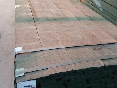 美国黑胡桃木板材价格多少钱一方?