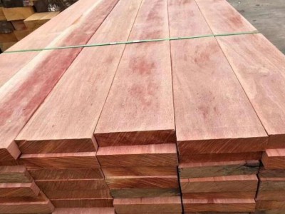 山樟木防腐木板材供应价格