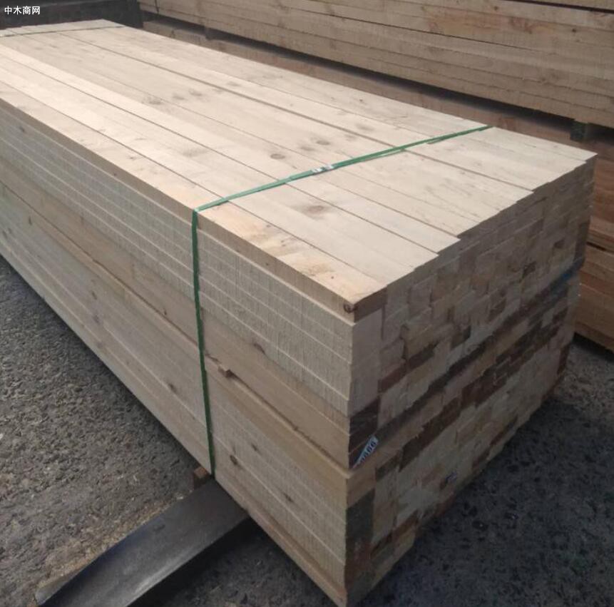太仓创秋木业进口铁杉加工出来的建筑木方质量杠杠滴