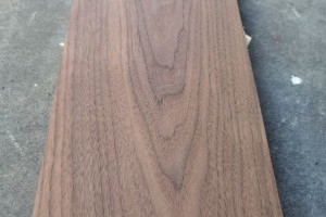 美国黑胡桃木实木家具板材高清图片