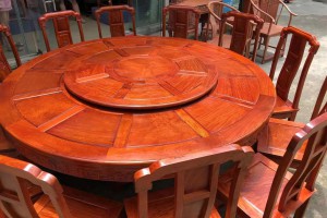 缅甸花梨国色天香两米大圆餐桌哪里可以批发？
