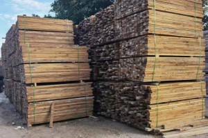 广州建筑材料夹板模板方木出售
