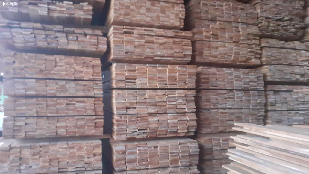 安徽埇桥区板材年产量达300万立方米