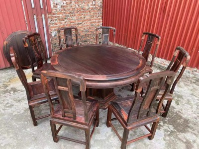 凭祥龙之涵红木家具的老挝大红酸枝圆餐桌价格