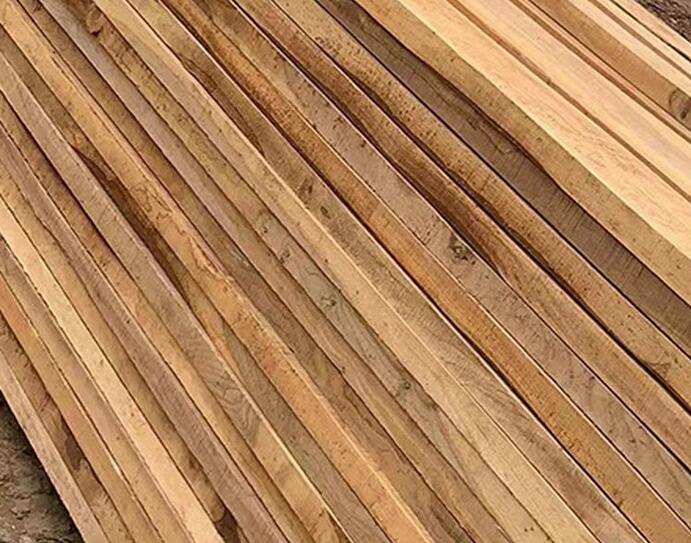 河南临颍优浩木业榆木烘干板材多少钱一吨厂家