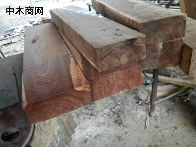 永晟木业红椿木实木板材